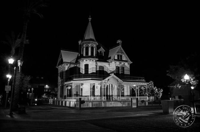 Entering into the Halloween Spirit with a haunted (?) house... A gorgeous mansion found on the Arizona State University Campus.